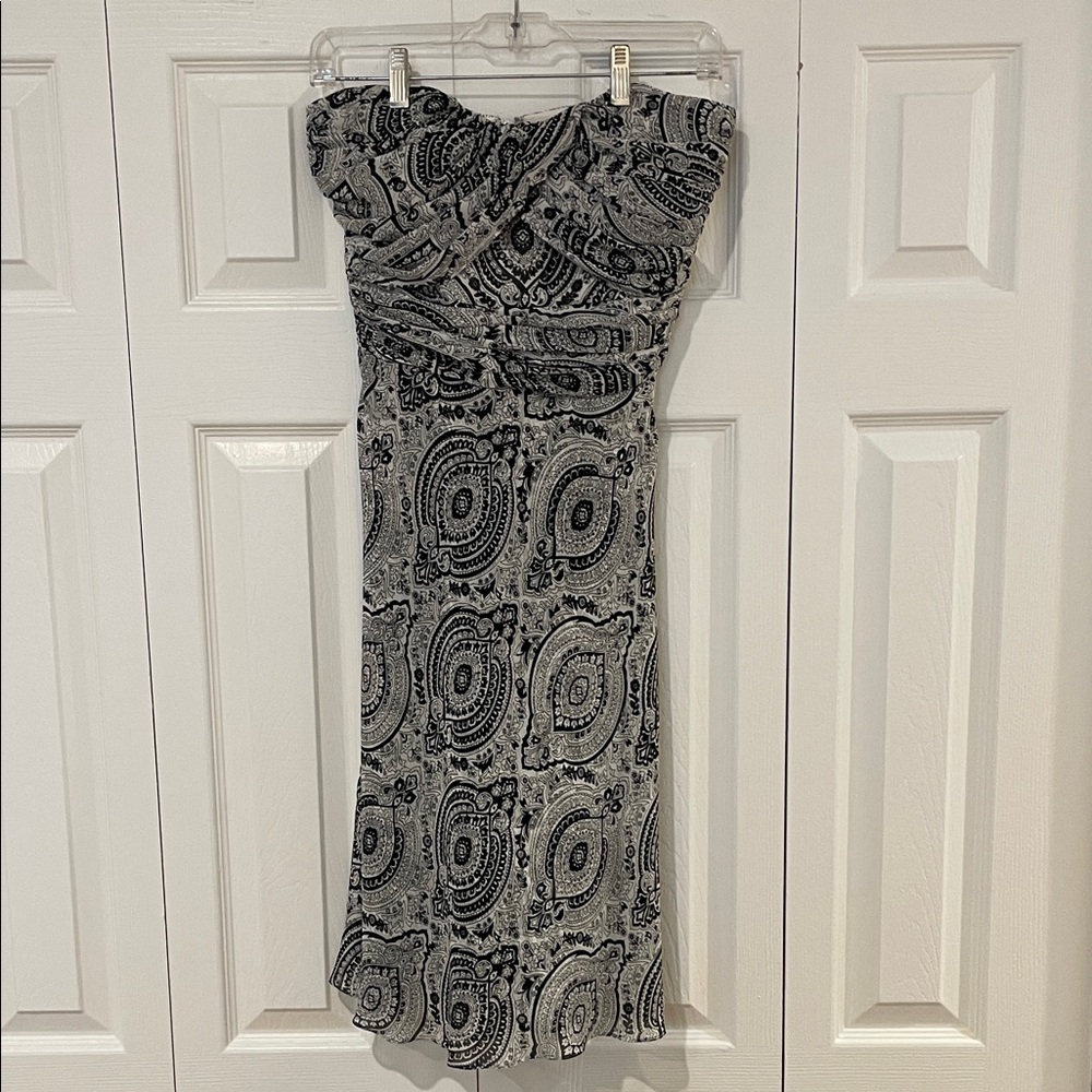 White House Black Market Strapless Black and White Dress